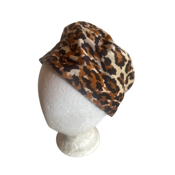 Leopard Print Velvet Hat With Black Lining & Red Stitching One size - Picture 1 of 5